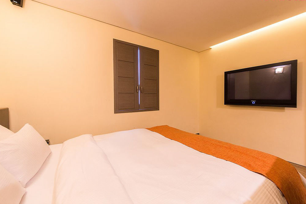 Tara Hotel Seoul Exteriör bild