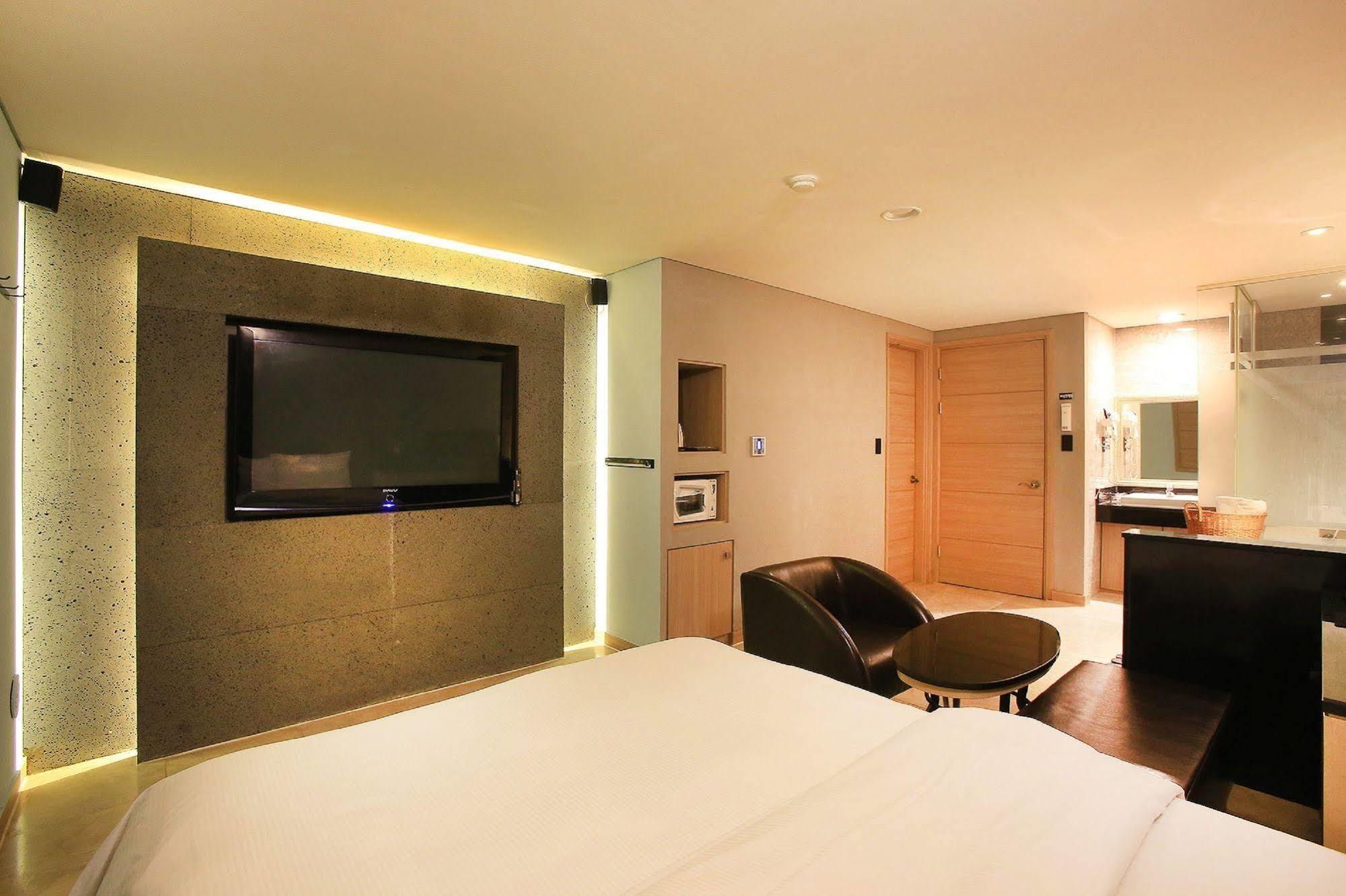 Tara Hotel Seoul Exteriör bild